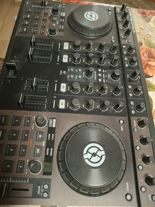 Vand Consola Traktor kontrol S4