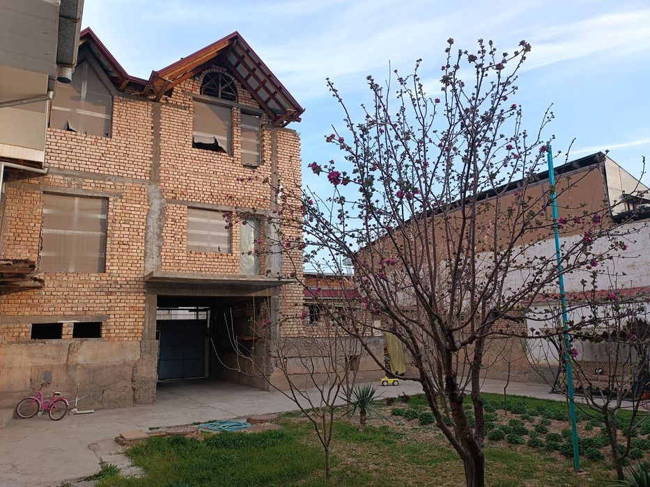 Сотилади 6 сотих