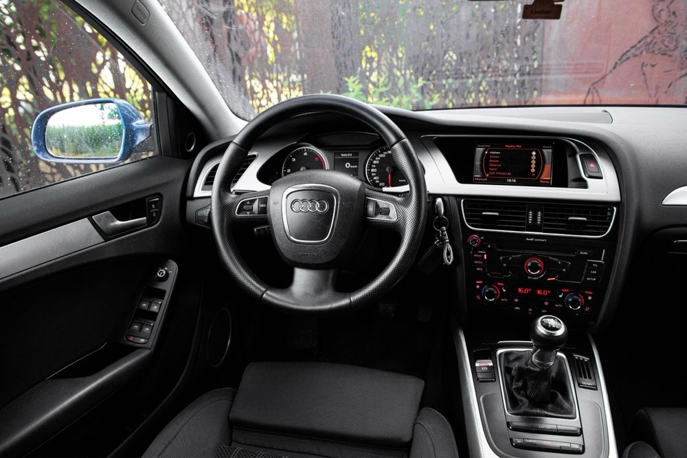 Audi A4/170 cp/deosebit