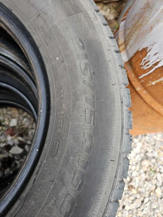 Бусови гуми 16 ки