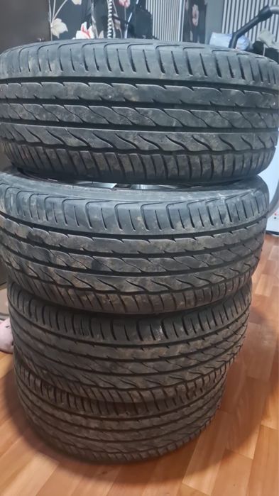 Продам шину 205/45/17