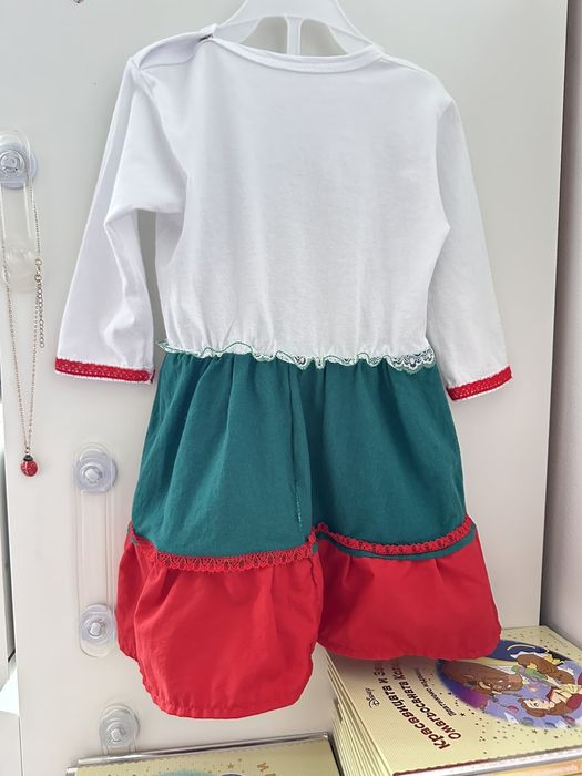 Детска рокля българско знаме (подходяща за 3 март или други празници)