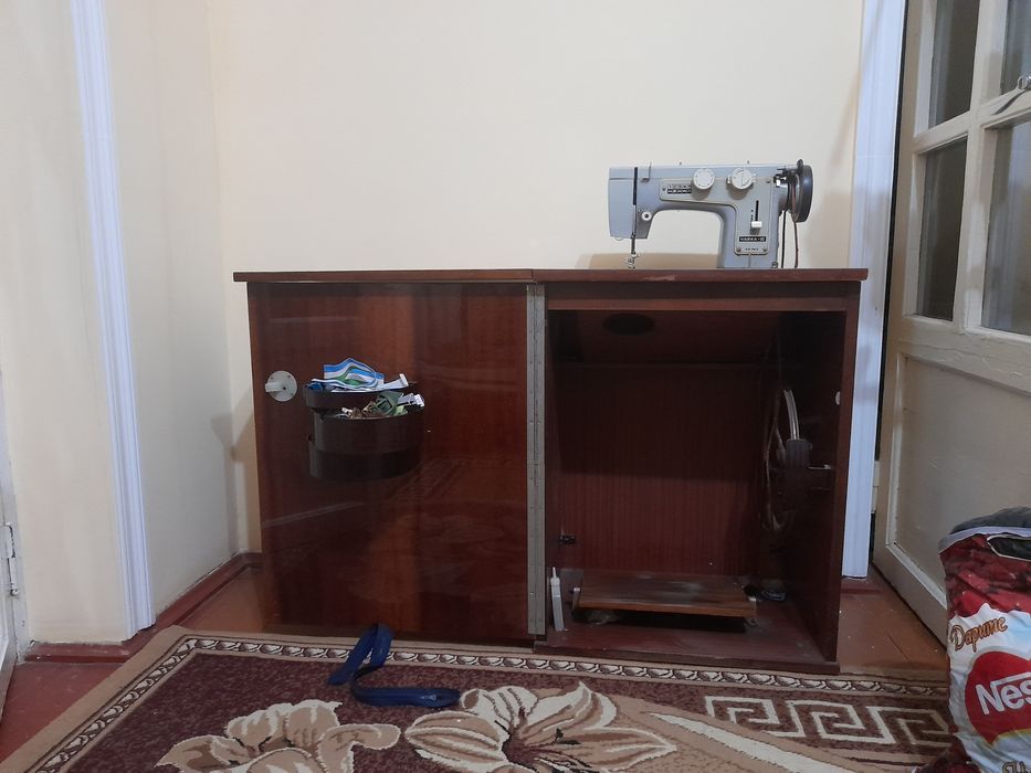 Тикув машинаси сотилади