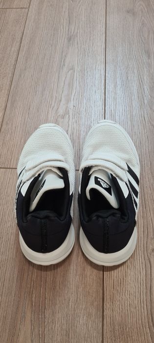 Кроссовки детские 33 размера