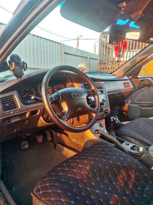 Toyota Carina E 1.6