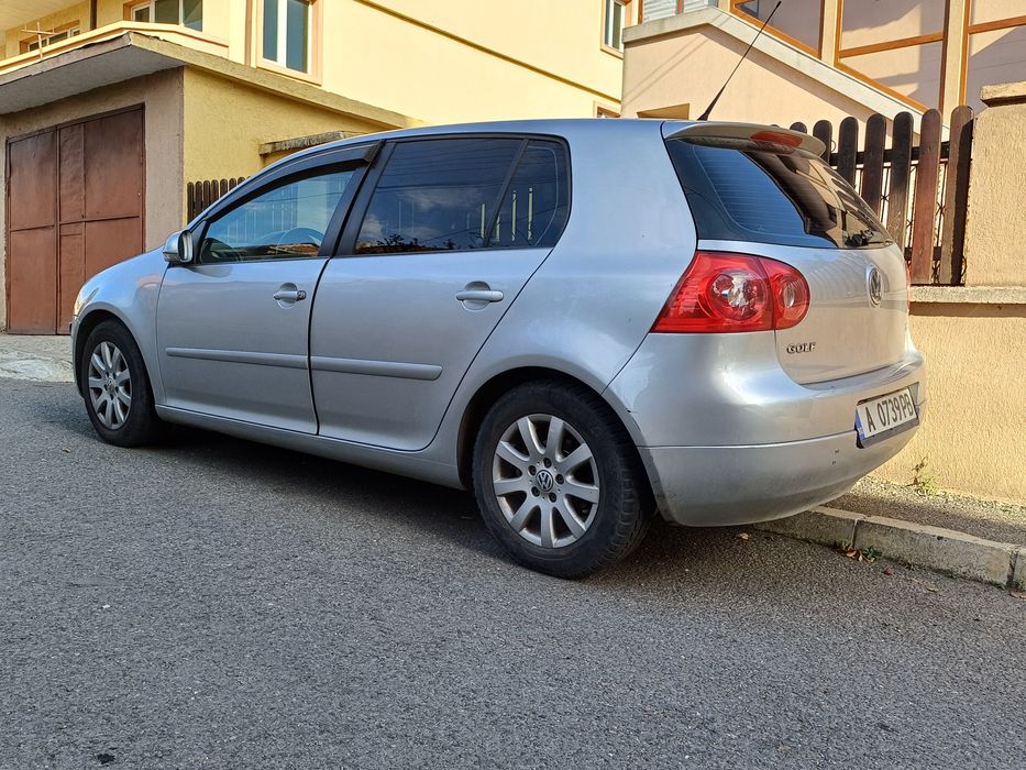 Фолксваген Голф 5