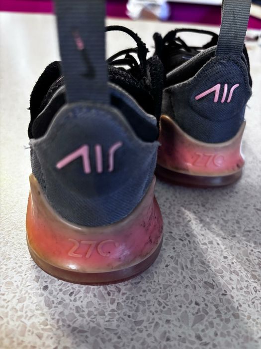 Nike Air 270, mărimea 26