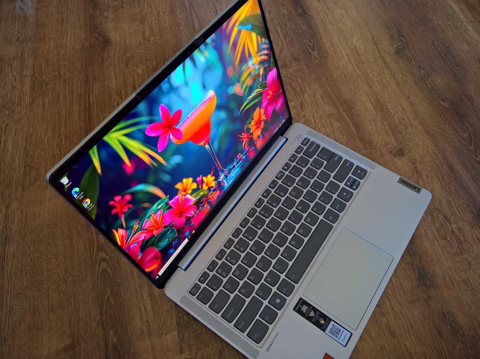 14" Lenovo IdeaPad 5 Pro, AMD Ryzen™ 7 5800U, 16GB, 512GB NVMe, 2.8K/90Hz display