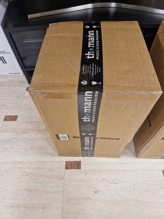 Тонколони EV EKX 12P