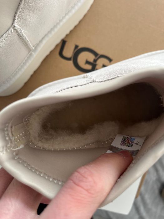 UGG classic mini dipper