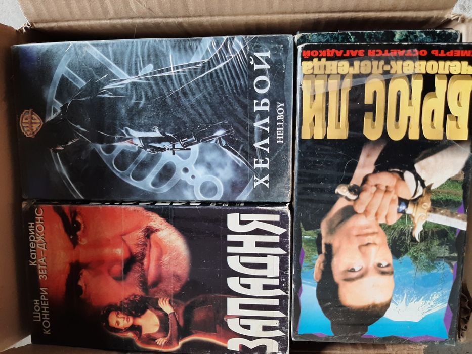 Продам видеомагнитофон с телевизором