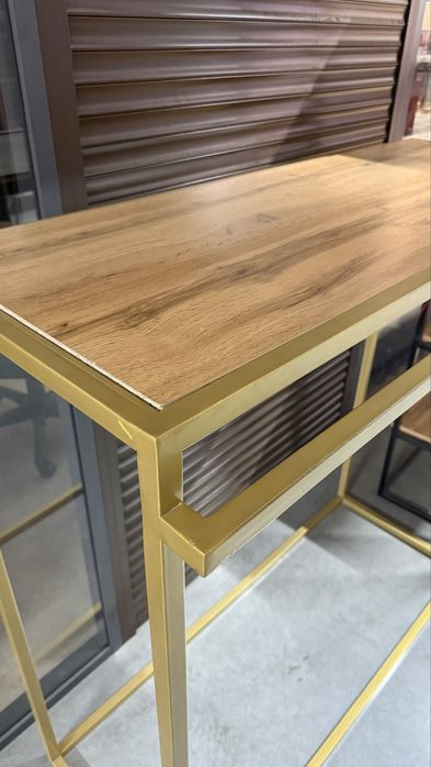 Стиляж для одежда магазин