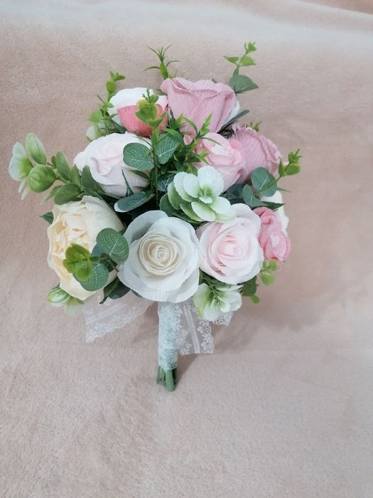 Buchet mireasa din hartie