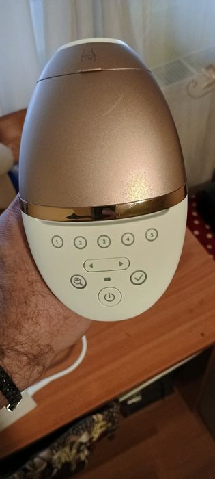 Aparat de epilat cu impuls laser Philips Lumea Prestige