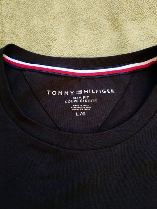 Tricou original Tommy Hilfiger, marimea L, cu eticheta