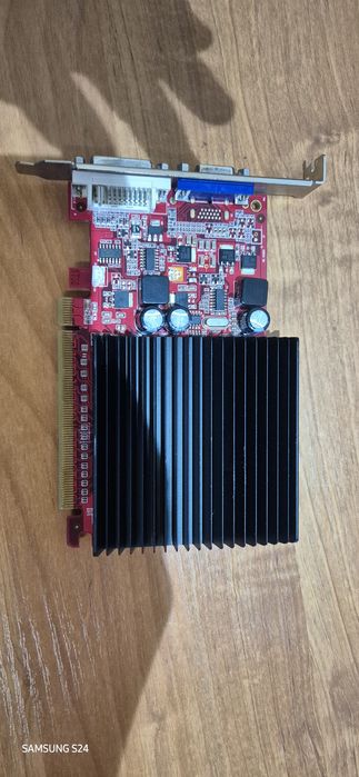 Продам материнскую плату,кулер,процессор,БП,видеокарту