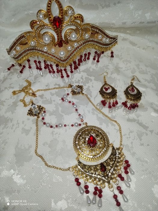 Sarpo set, diadema, milliy taqinchoqlar tillaqoshlar, busindan sumkala