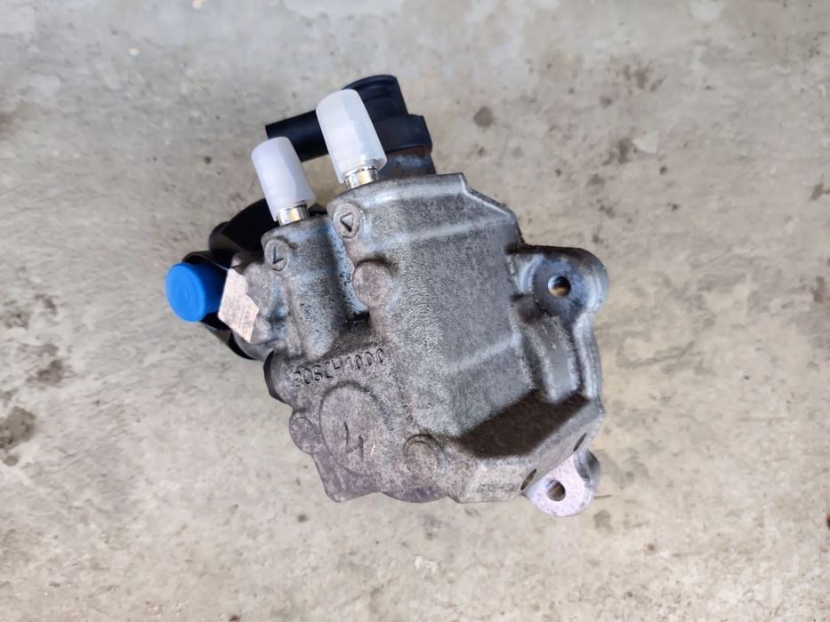 Kit injectie Pompa Rampa Injectoare Seat Exeo Audi A4 A5 A6 Q5 VW Passat CC B7 Tiguan motor 2.0 CAG CAH CBA 03L130277