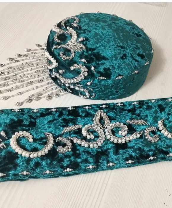 Вышевка  ручная работа