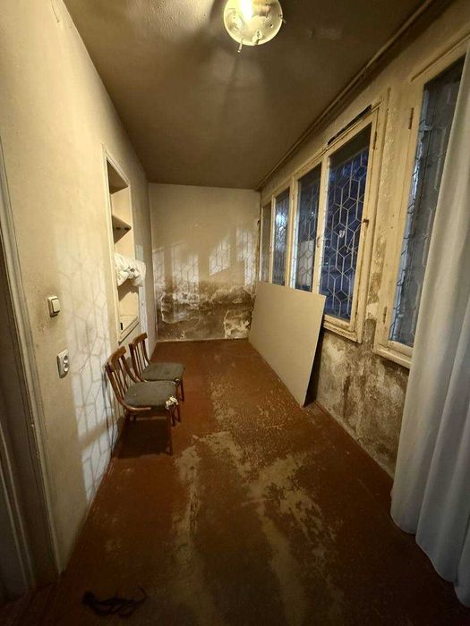 Продаётся 2в3/1/5 на Карасу-2 Без ремонта Ориентир: 208 школа