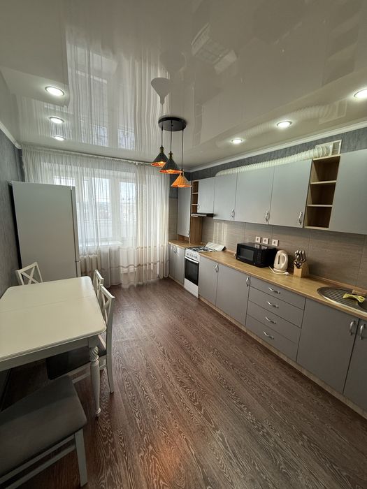 Сдам двушку в центре, свежий ремонт