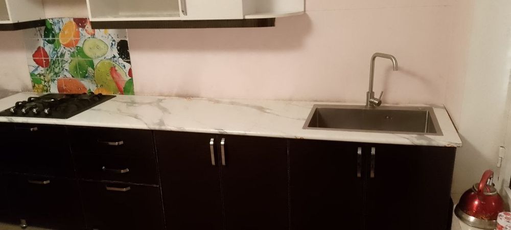 Срочно Продаётся кухонный гарнитур