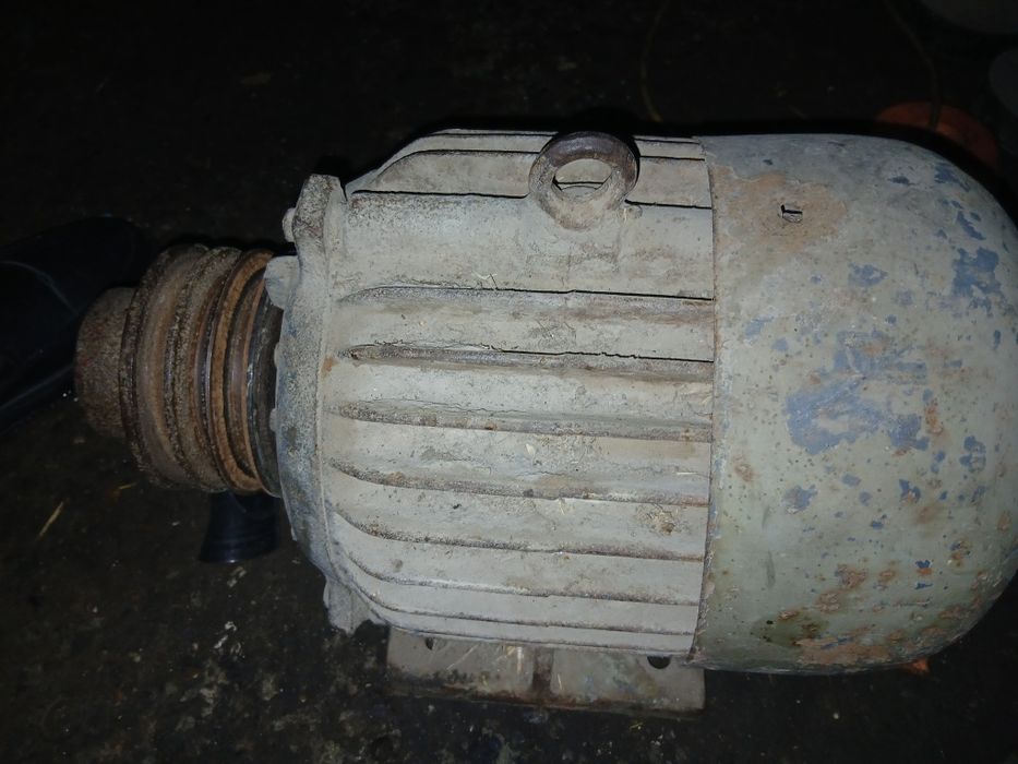 Электромотор сотилади