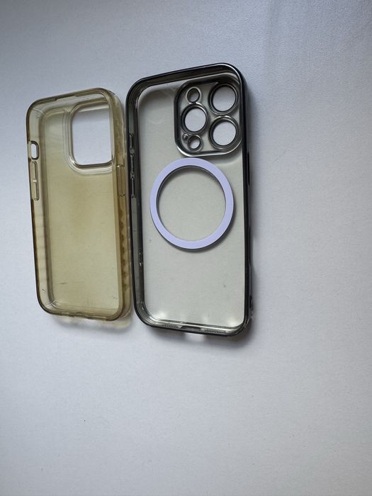 Huse iPhone transparente – MagSafe și silicon – stare bună