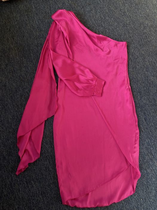 Rochie eleganta fucsia