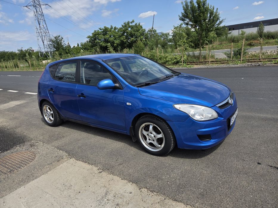 Hyundai i30 benzina