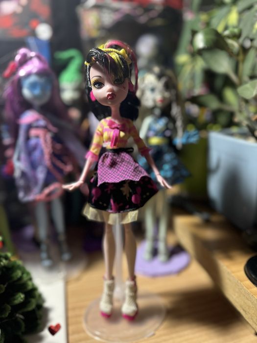 Продам куклу монстр хай!