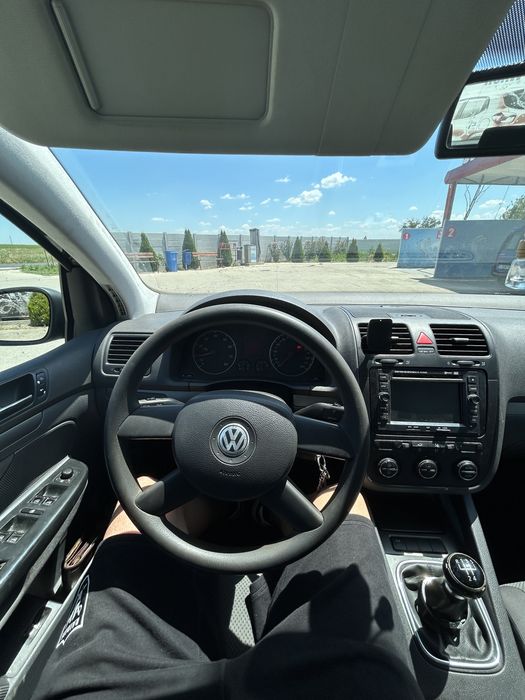 VOLKSWAGEN Golf 2005 — imagine 4