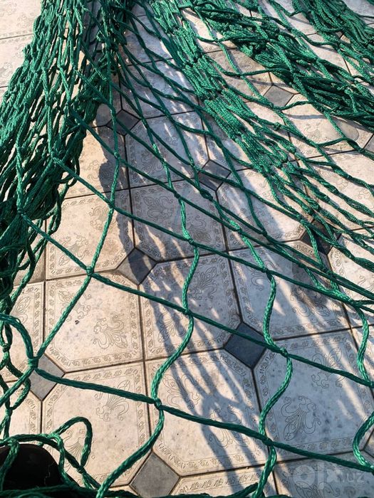 Futbol maydonlari va sport zallar uchun himoya setkalar