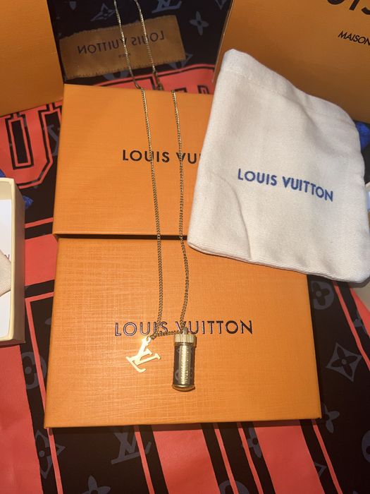 Lant louis vuitton exclusive edition