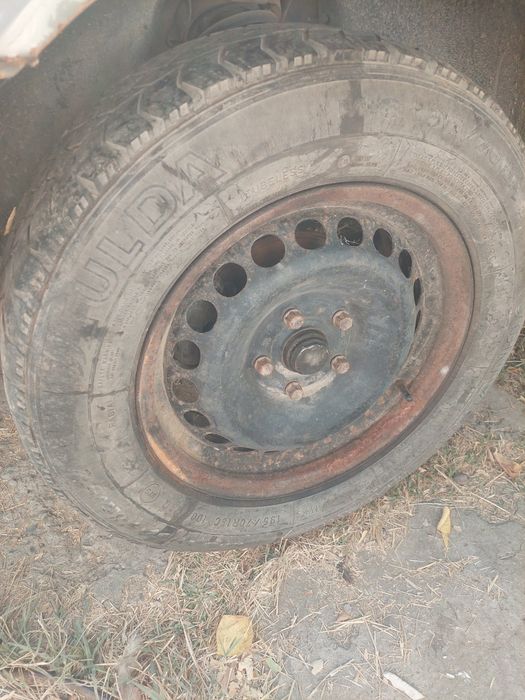 Запаски ауди мерседес 15"