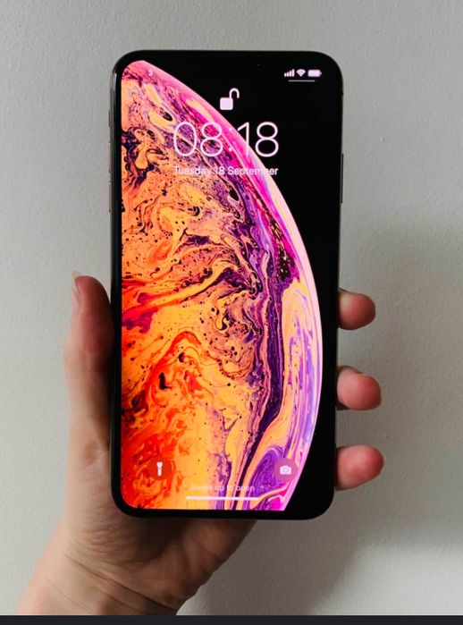 Айфон Xs max 64   Gb в хорошем Состояние