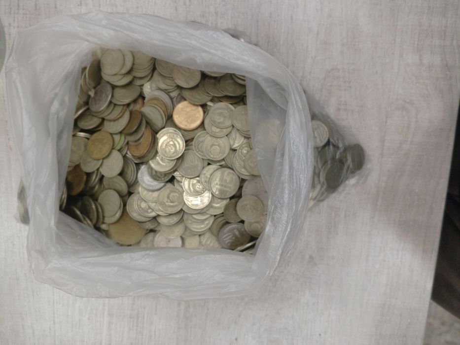 Продам старые монеты СССР от 61 года до 98