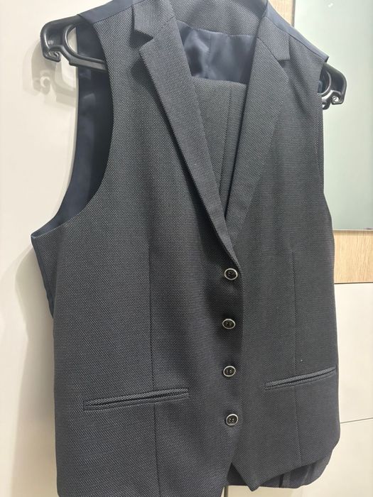 Продам костюм мужской