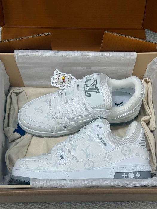 Adidasi Louis Vuitton Trainer Premium