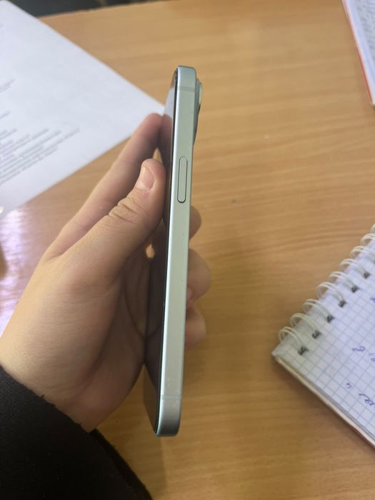 Apple iPhone 15 128GB Blue 80%