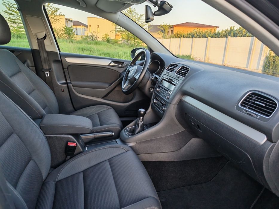 Volkswagen Golf 6,benzină euro5, model Team, stare perfecta