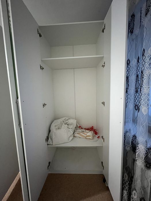 Шкаф в идеальном состояни