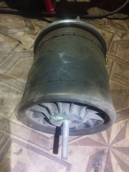 Продам двигатель Ивеко