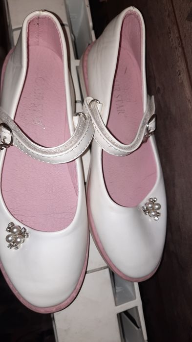 Обувки детски официални