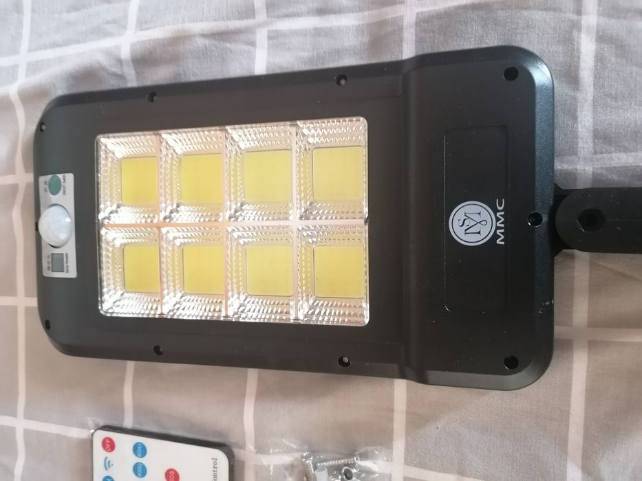 Lampă solară de putere mare  mare
