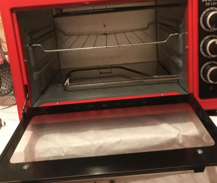 Продам электричиский духовку