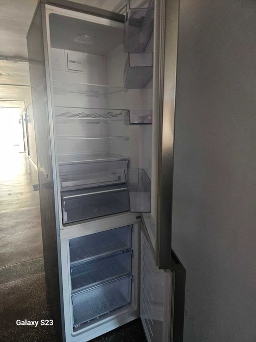 Frigider Beko Defect