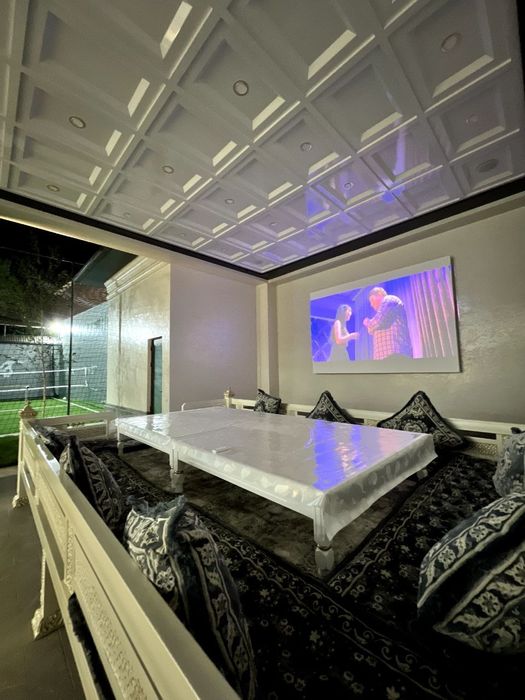 Оилавий ва дўстлар ”White House” спиртли ичимликларсиз