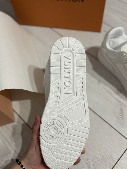 Louis Vuitton Trainer White