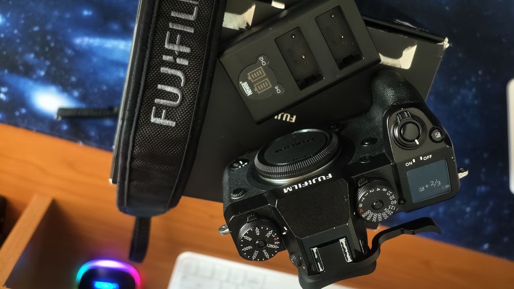 Fujifilm XH-1 la cutie